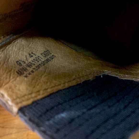 Born Chattel Brown Leather Studded Heeled Ankle Boots Size 9.5 - Picture 10 of 11